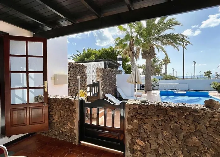 度假居 埃斯特法尼亚别墅度假屋 *